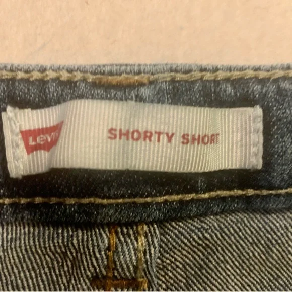 🔥2/$20 LEVIS shorty shorts 🩳 size 14 (youth/girl) - Picture 2 of 6